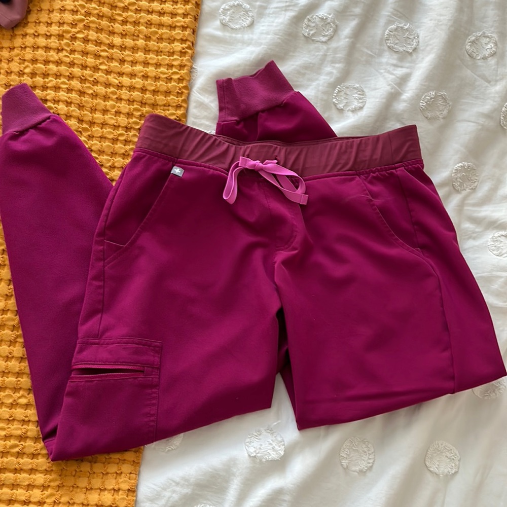 COPY - Figs magenta Zamora jogger pants